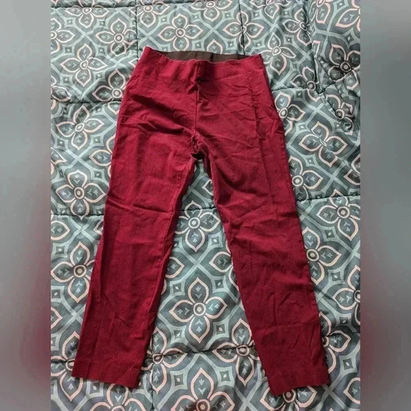 A New Day Maroon SZ 8 Side Zip Stretchy Pull On Pants - Picture 1 of 5